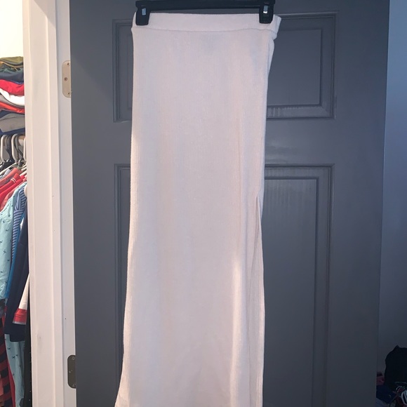 Ribbed maxi skirt - forever21, side slit - NWT. - Picture 2 of 6